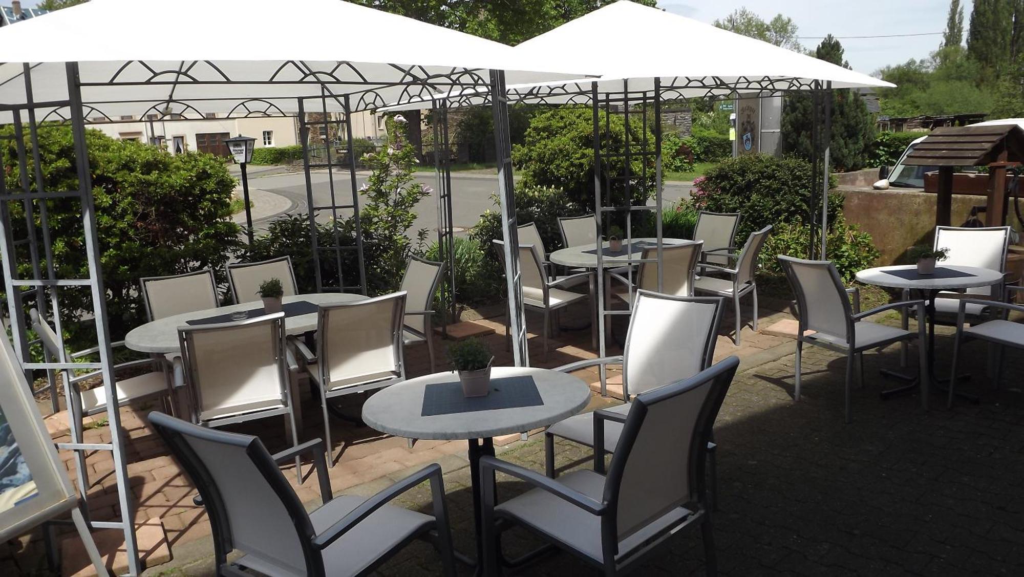 Ferienweingut & Gutsrestaurant Becker Lägenhet Burgen  Exteriör bild