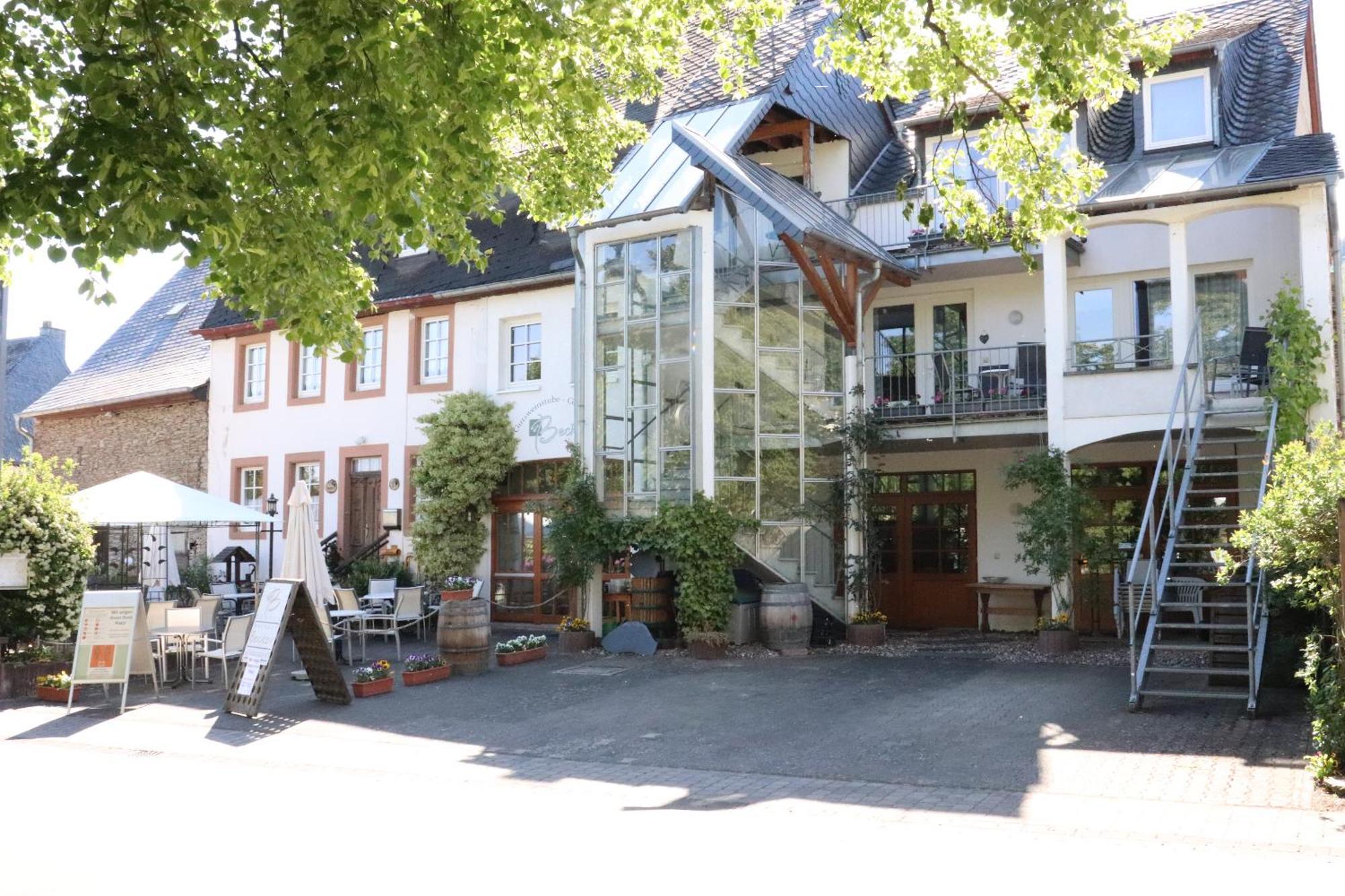 Ferienweingut & Gutsrestaurant Becker Lägenhet Burgen  Exteriör bild